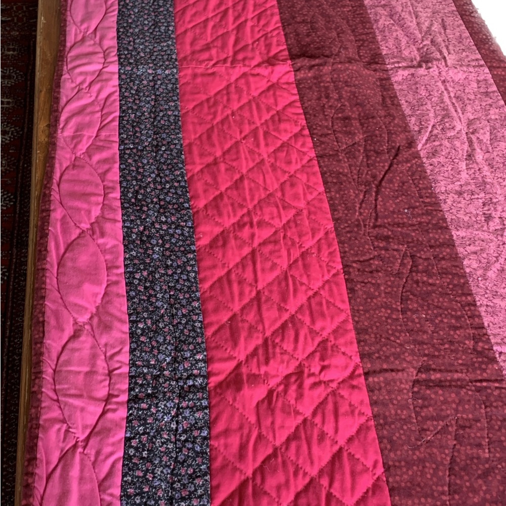 Quilt - Picture 3 of 3
